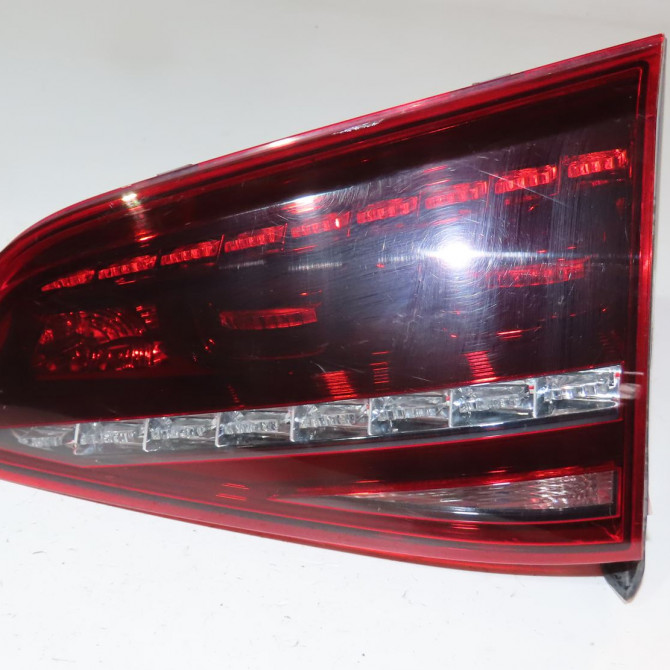 Feu arrière intérieur droit occasion  Volkswagen vw GOLF VII (5G1, BQ1, BE1, BE2) 2.0 gti clubsport (2016-2017)   5G0945308D  1
