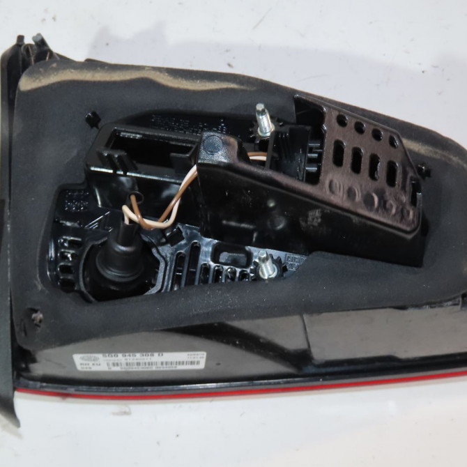 Feu arrière intérieur droit occasion  Volkswagen vw GOLF VII (5G1, BQ1, BE1, BE2) 2.0 gti clubsport (2016-2017)   5G0945308D  2