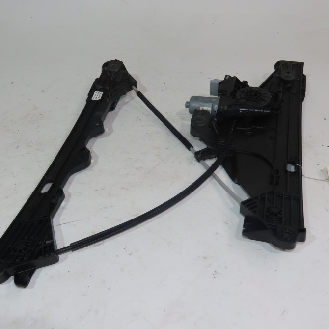 Mecanisme + moteur lève-glace avant droit occasion  Peugeot 2008 II (UD_, US_, UY_, UK_) 1.5 bluehdi 130 (2019)   9828130680  1