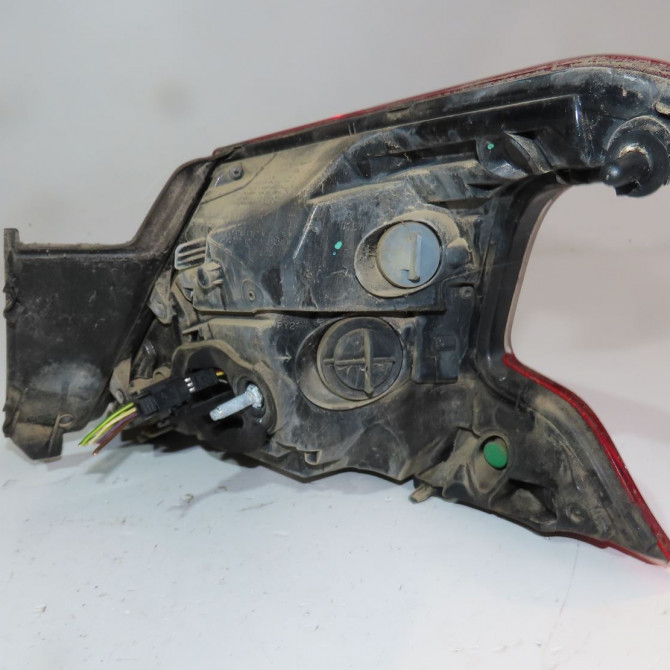 Feu arrière gauche occasion  Peugeot 308 II (LB_, LP_, LW_, LH_, L3_) 1.6 hdi / bluehdi 115 (2013-2021) 5 portes   9677817680  2