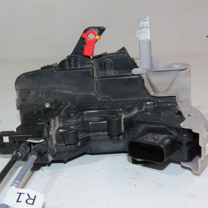 Serrure porte avd occasion  Hyundai KONA (OS, OSE, OSI) 1.6 crdi e-vgt (2018)   81320J9010  2