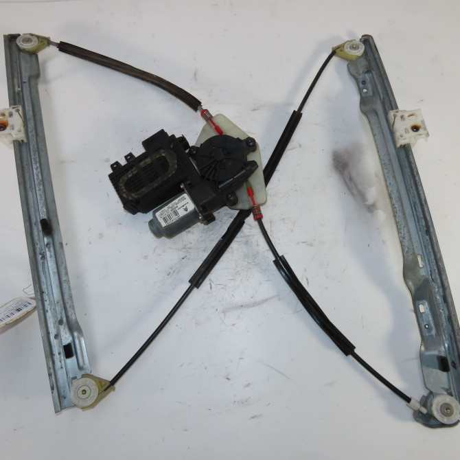 Mecanisme + moteur lève-glace avant droit occasion  Citroën C4 PICASSO I Monospace (UD_) 1.6 hdi (2007-2013) 5 portes   9222CT  1