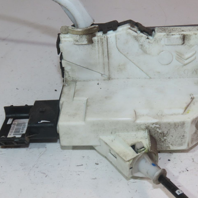 Serrure porte avd occasion  Citroën C3 II (SC_) 1.4 (2009-2016) 5 portes   9800624680  2