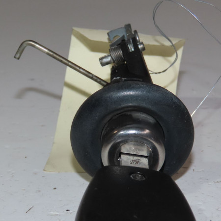 Actionneur serrure hayon occasion  Dacia SANDERO 1.5 dci (2010)   7700712901 