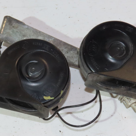 Klaxon  / avertisseur occasion  Citroën C8 (EA_, EB_) 2.0 hdi (2002)   6236F0 