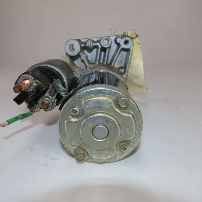 Démarreur occasion  Peugeot 3008 SUV (MC_, MR_, MJ_, M4_) 1.6 bluehdi 120 (2016)   5802Z8  4