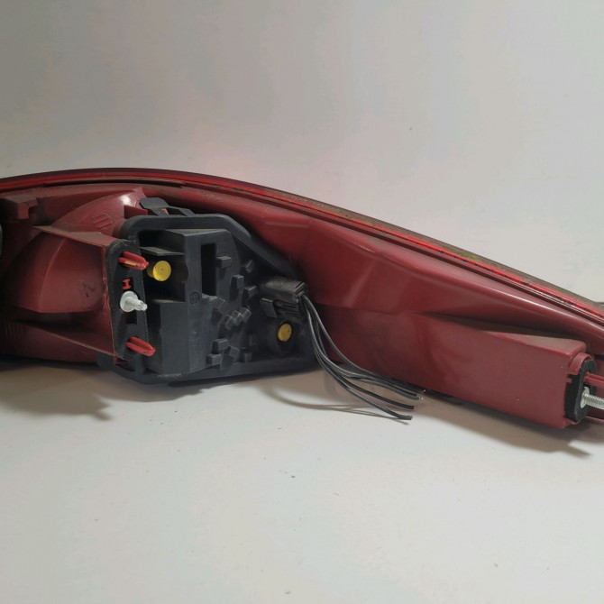 Feu arrière gauche occasion  Peugeot 607 (9D, 9U) 2.0 hdi (2005-2011)   6350CF  2