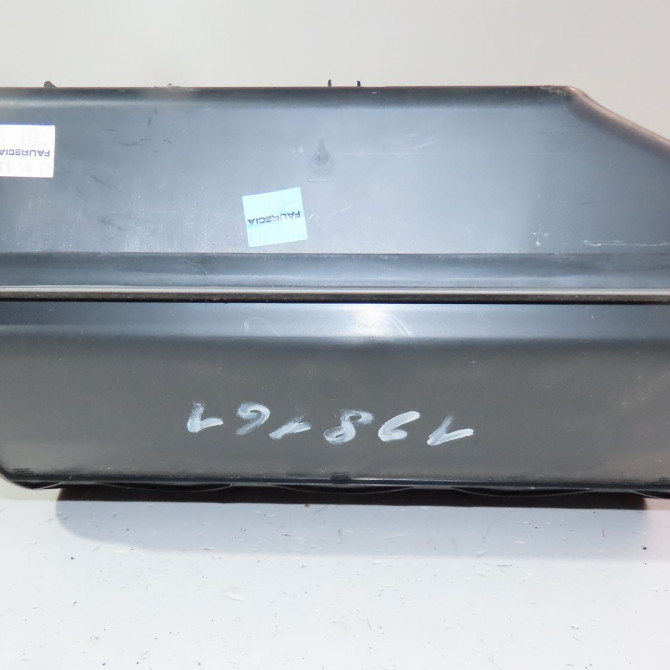 Boite à gants occasion  Renault CLIO IV (BH_) 1.5 dci 75 (2012) 5 portes   681087499R  2