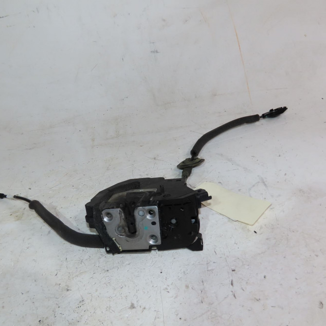 Serrure porte arg occasion  Renault TWINGO III (BCM_, BCA_) 1.0 sce 70 (2014) 5 portes   825035560R  1