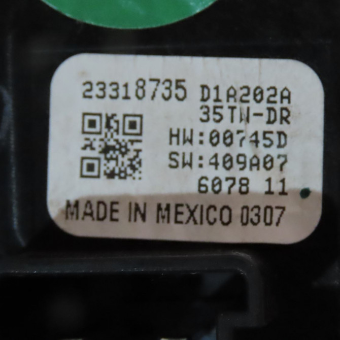 Commande lève-glace porte avant gauche occasion  Chevrolet CAMARO 2.0 turbo (2016)   23318735  3