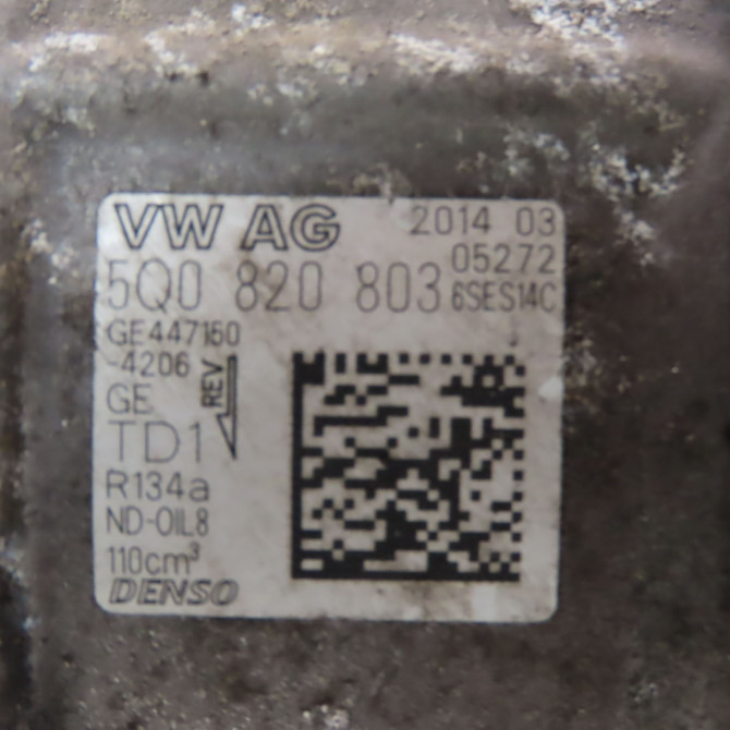 Compresseur air conditionne occasion  Volkswagen vw GOLF VII (5G1, BQ1, BE1, BE2) 1.6 tdi (2012-2017)   5Q0820803K  2