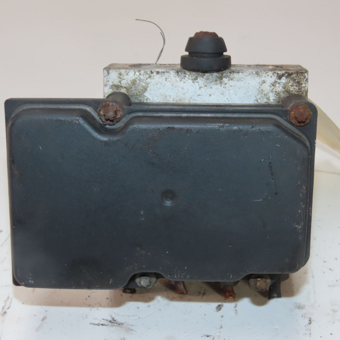 Unité hydraulique ABS occasion  Renault TRAFIC II Autobus/Autocar (JL) 2.0 dci 115 (2006)   8200963331  1