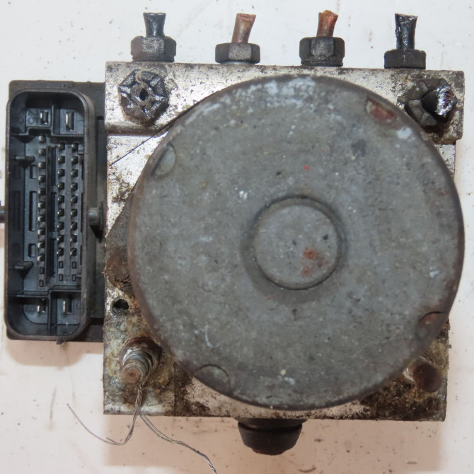 Unité hydraulique ABS occasion  Renault TRAFIC II Autobus/Autocar (JL) 2.0 dci 115 (2006)   8200963331  3