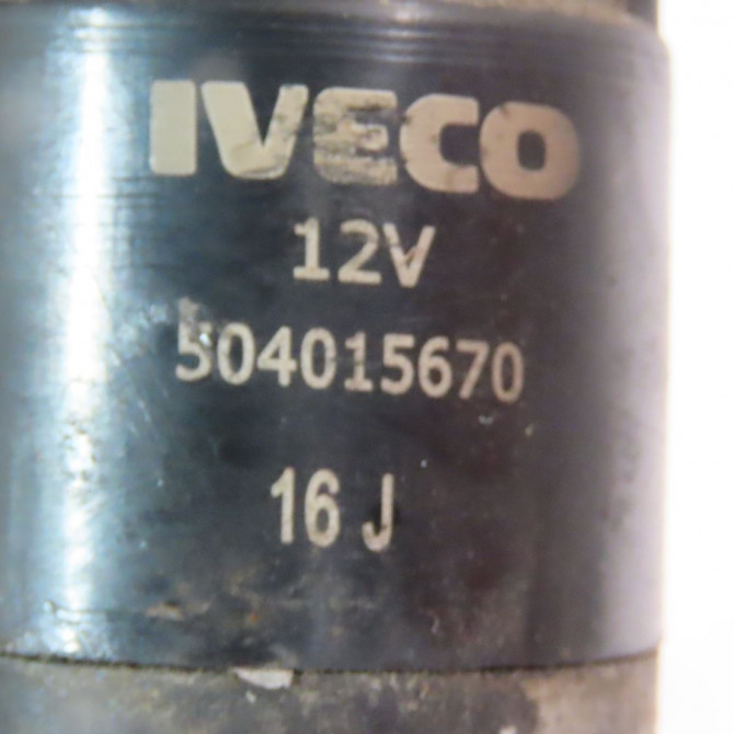 Pompe lave-glace avant occasion  Iveco DAILY VI Camionnette 33s14, 35s14, 35c14 (2016) 3 portes   504015670  2