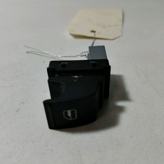 Commande lève-glace porte avant droite occasion  Seat IBIZA IV (6J5, 6P1) 1.2 (2009-2011)   7L6959855BREH  1