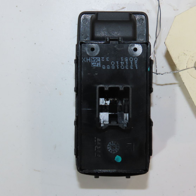 Commande leve-glace porte arrière gauche occasion  Opel INSIGNIA A A trois volumes (G09) 2.0 cdti (69) (2013-2017)   13301888  2