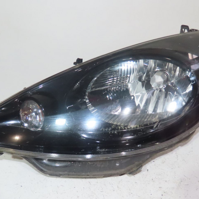 Phare gauche occasion  Peugeot 1007 (KM_) 1.6 hdi (2007)   620851  1