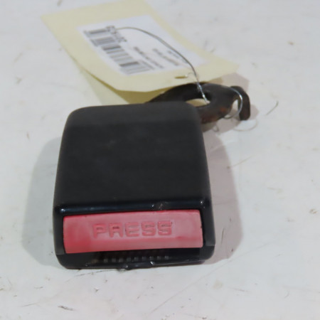 Ancrage ceinture arrière droit occasion  Peugeot 307 SW (3H) 2.0 hdi 110 (2002-2009)   8973SZ 