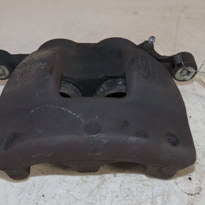 Etrier de frein avant gauche occasion  Ford TRANSIT V363 Camionnette (FCD, FDD) 2.0 ecoblue (2016)   1783933  2