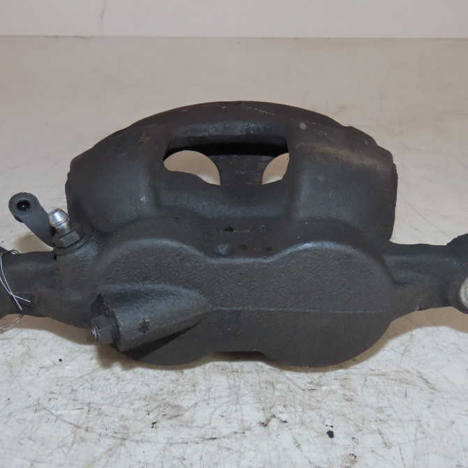 Etrier de frein avant gauche occasion  Ford TRANSIT V363 Camionnette (FCD, FDD) 2.0 ecoblue (2016)   1783933  3