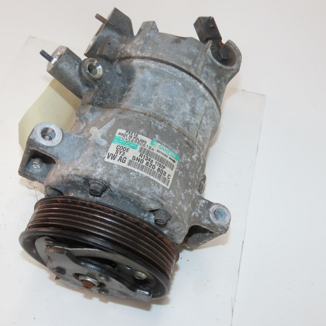 Compresseur air conditionne occasion  Volkswagen vw POLO V (6R1, 6C1) 1.2 tdi (2009) 5 portes   5N0820803  1