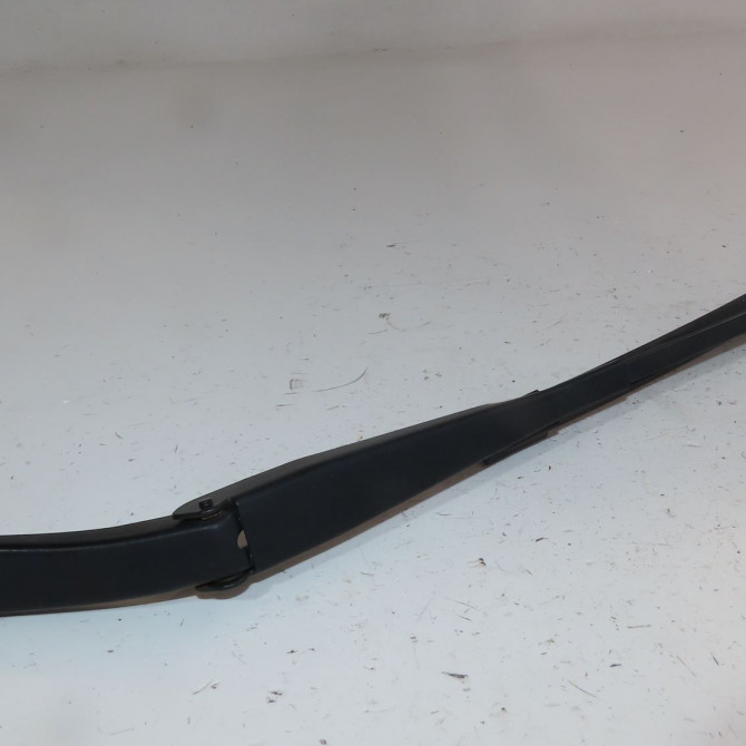 Bras essuie-glace avant droit occasion  Dacia DUSTER (HS_) 1.6 16v 4x4 (2010-2018)   288817770R  1