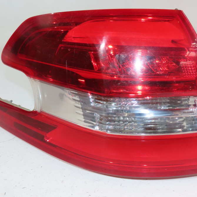 Feu arrière gauche occasion  Peugeot 308 SW II (LC_, LJ_, LR_, LX_, L4_) 1.6 bluehdi 120 (2014-2021)   9678093980  1