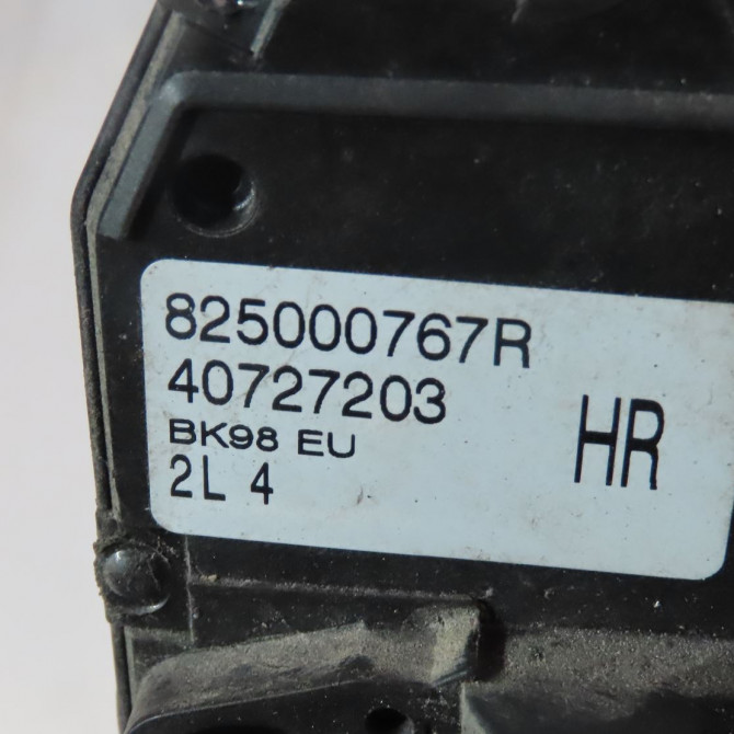 Serrure porte ard occasion  Renault CLIO IV (BH_) 1.5 dci 75 (2012) 5 portes   825000767R  3