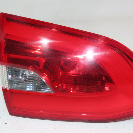 Feu arrière interieur gauche occasion  Peugeot 308 SW II (LC_, LJ_, LR_, LX_, L4_) 1.6 bluehdi 120 (2014-2021)   9678098080 