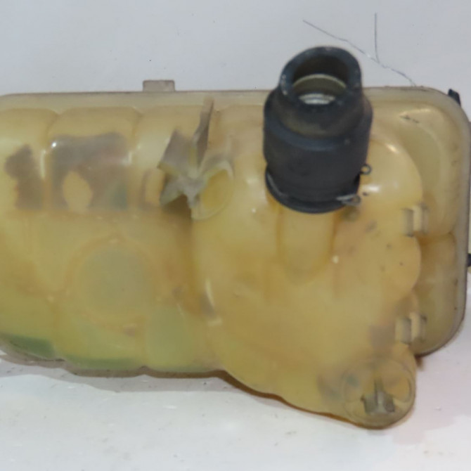 Vase expansion occasion  Peugeot 407 SW (6E_) 2.0 hdi 135 (2004-2010)   1323S7  3
