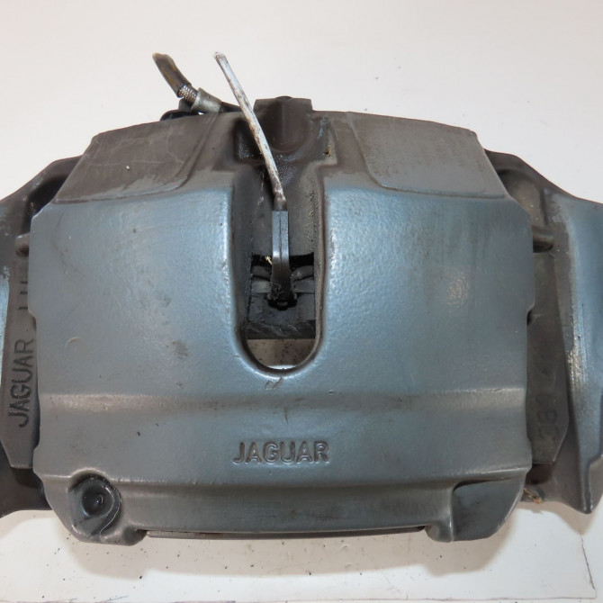 Etrier de frein avant gauche occasion  Jaguar XF I (X250) 5.0 kompressor (2009-2015)   C2D3797  1
