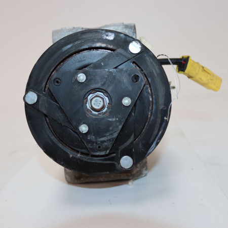 Compresseur air conditionne occasion  Peugeot 308 SW II (LC_, LJ_, LR_, LX_, L4_) 1.5 bluehdi 130 (2017-2021)   9835188280 