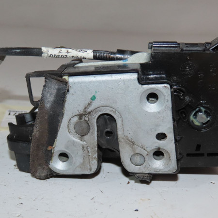 Serrure porte ard occasion  Renault CLIO IV (BH_) 0.9 tce 90 (2012) 5 portes   825000767R 