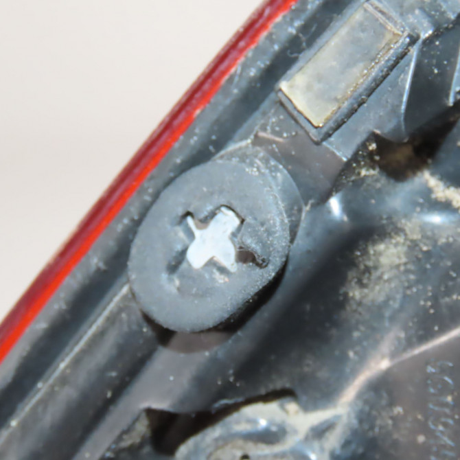 Feu arrière droit occasion  Volkswagen vw GOLF VII (5G1, BQ1, BE1, BE2) 1.6 tdi (2012-2017)   5G0945208  3