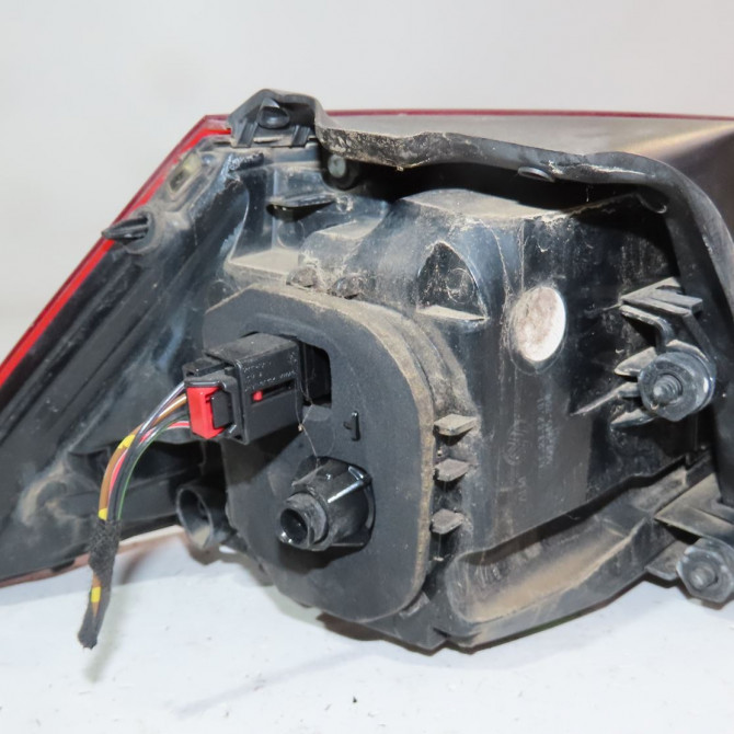 Feu arrière droit occasion  Volkswagen vw GOLF VII (5G1, BQ1, BE1, BE2) 1.4 tsi (2014-2020)   5G0945208  2