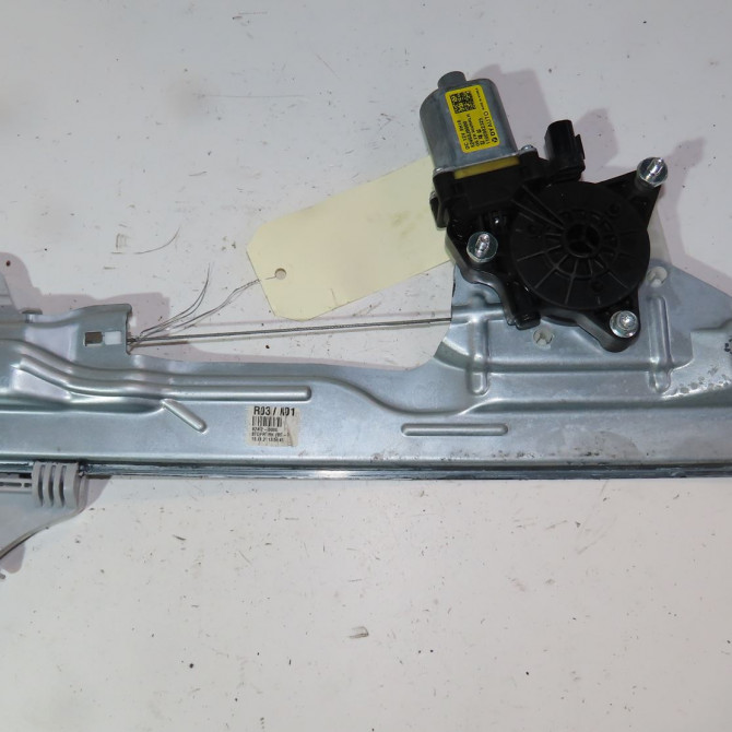 Mecanisme + moteur lève-glace avant droit occasion  Hyundai KONA (OS, OSE, OSI) 1.6 crdi e-vgt (2018)   82404J9000  2