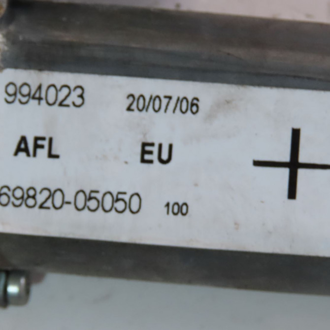 Mecanisme+moteur leve-glace avg occasion  Toyota AVENSIS (_T25_) 2.0 d-4d (adt250_) (2006-2008)   6982005050  2