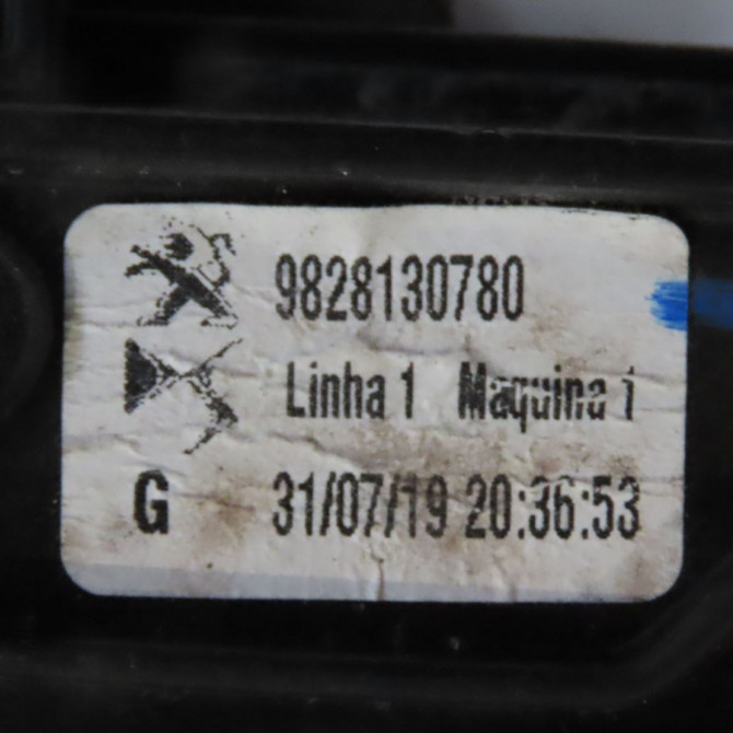 Mecanisme+moteur leve-glace avg occasion  Peugeot 2008 II (UD_, US_, UY_, UK_) 1.5 bluehdi 130 (2019)   9828130780  3