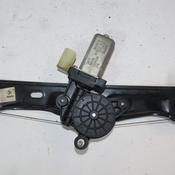 Mecanisme+moteur leve-glace arg occasion  Bmw 1 (F20) 120 d (2011-2015)   51357281883  1