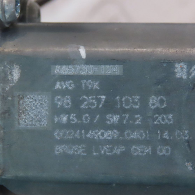 Mecanisme+moteur leve-glace avg occasion  Peugeot 308 II (LB_, LP_, LW_, LH_, L3_) 1.5 bluehdi 100 (2018-2021) 5 portes   9826079580  3