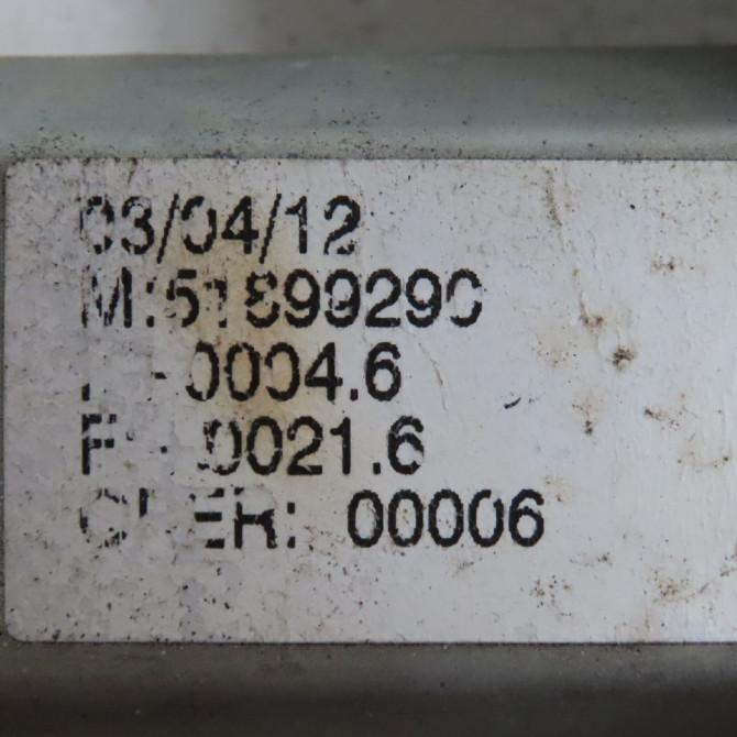 Mecanisme + moteur lève-glace avant droit occasion  Fiat PUNTO (199_) 0.9 twinair turbo (2012)   52055486  2