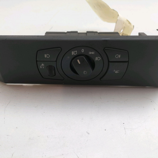 Interrupteur commande de phares occasion  Bmw 5 Touring (E61) 535 d (2004-2010)   61316924103  1