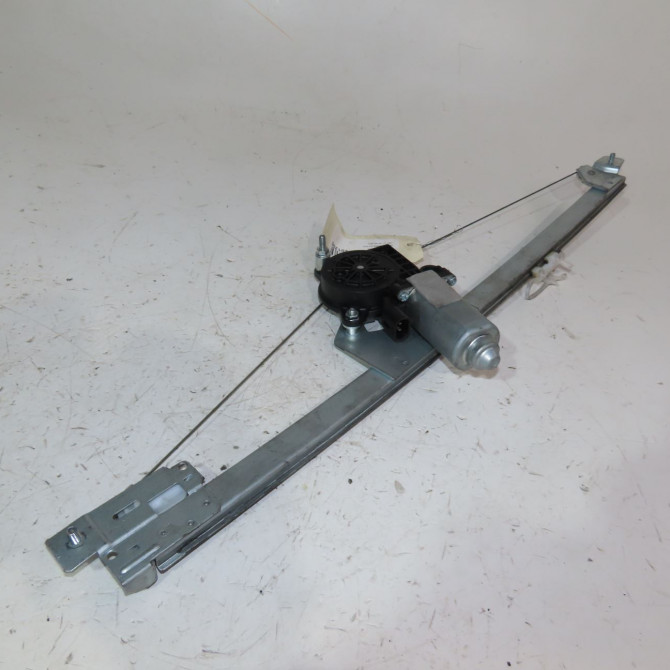 Mecanisme + moteur lève-glace avant droit occasion  Opel VIVARO A Autobus/Autocar (X83) 2.0 cdti (f7, j7, a07) (2006-2014)   91165705  1