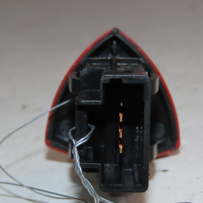 Bouton de warning occasion  Renault TRAFIC II Camionnette (FL) 2.0 dci 90 (fl0h) (2006)   252904889R  2