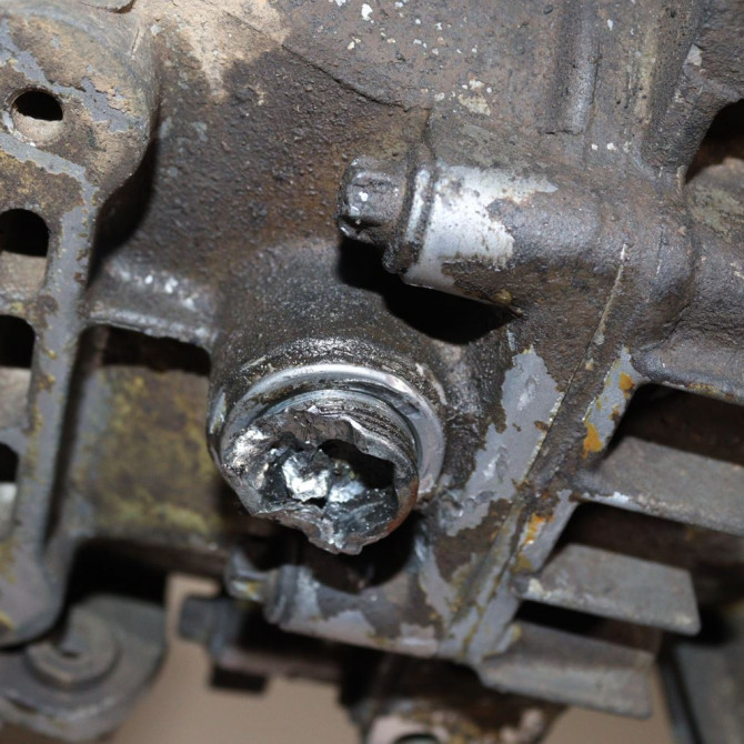 Boîte à vitesse mecanique occasion  Mercedes-benz VITO / MIXTO Camionnette (W639) 109 cdi (639.601, 639.603, 639.605) (2003)   A6392602300  5