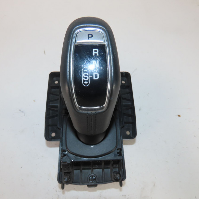 Levier de vitesses occasion  Jaguar E-PACE (X540) 2.0 d150 awd (2017)   J9C2714  1