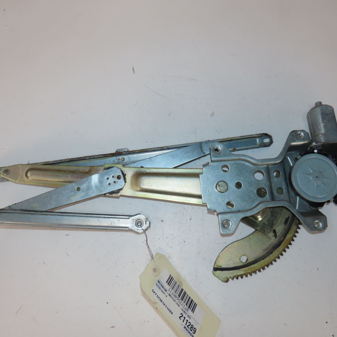Mecanisme+moteur leve-glace avg occasion  Suzuki SWIFT III (MZ, EZ) 1.3 (rs 413) (2005)   8340263J51  1