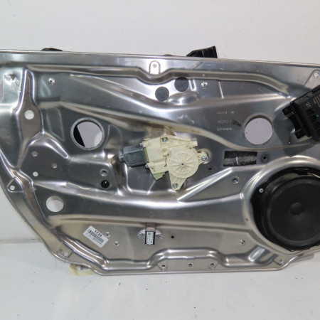 Mecanisme+moteur leve-glace avg occasion  Mercedes-benz CLASSE C T-Model (S204) C 180 cdi (204.200) (2010-2014)   2127201579 