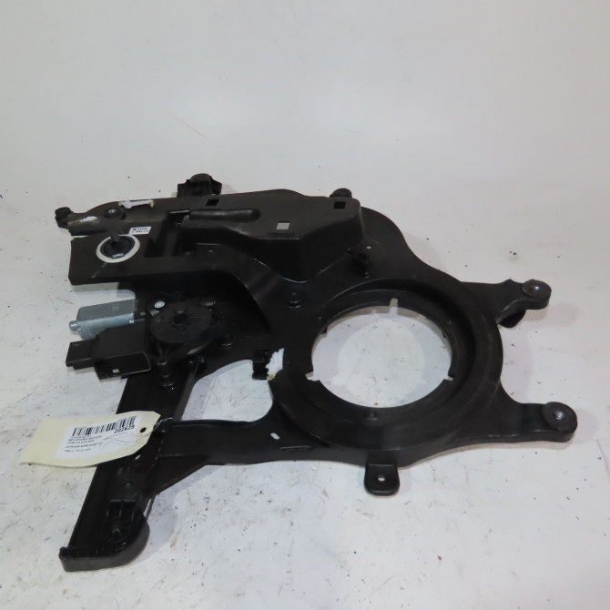 Mecanisme+moteur leve-glace avg occasion  Citroën BERLINGO (ER_, EC_) 1.5 bluehdi 130 (ecyhzj, ecyhzr) (2018)   9840175880  1