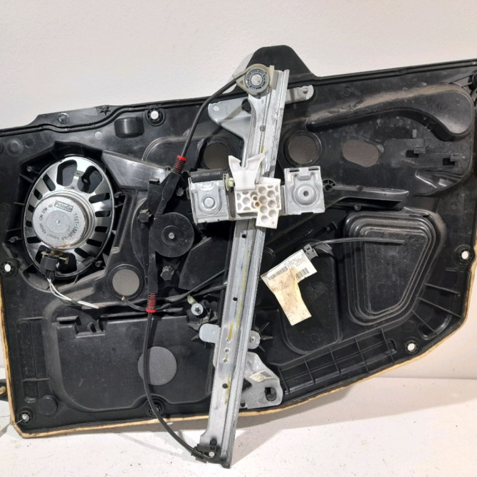 Mecanisme+moteur leve-glace avg occasion  FORD FUSION Phase 2 10-2005->09-2011 1.6i 100ch   1609124  1